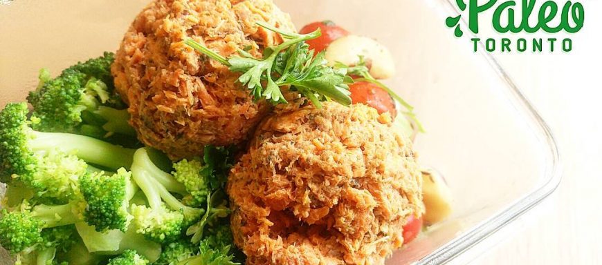 Southern style Wild sockeye salmon fish cakes infused with lemon and herb. Served with tossed organic broccoli and grape tomato salsa