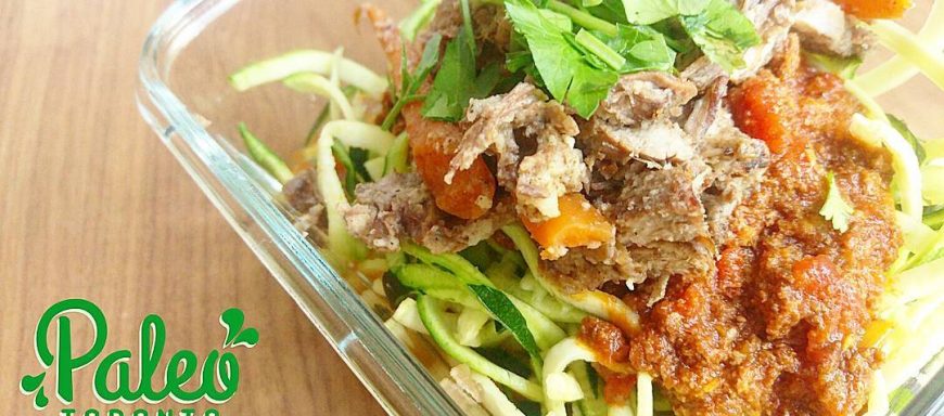 Slow braised grassfed beef short rib, overnight organic tomato bolognaise atop spiralized organic zuchinni "zoodles". Topped with fresh chopped organic parsley